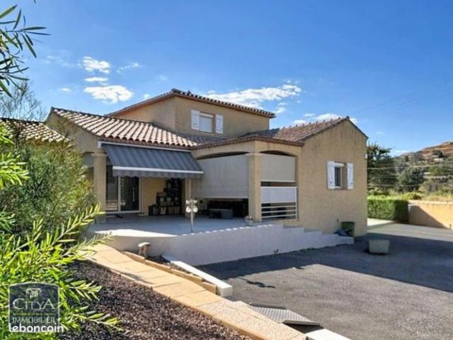 Villa 6 pièces 145 m²
