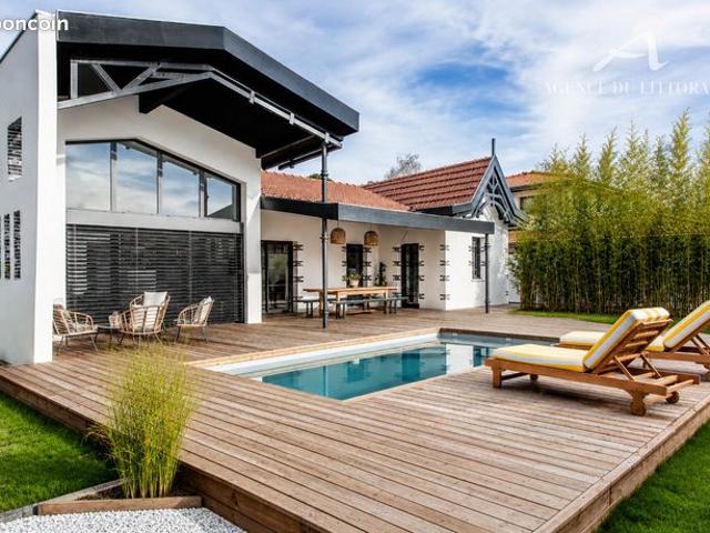 Villa 6 pièces 145 m²