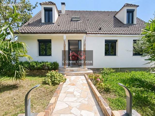 Villa 6 pièces 147 m²