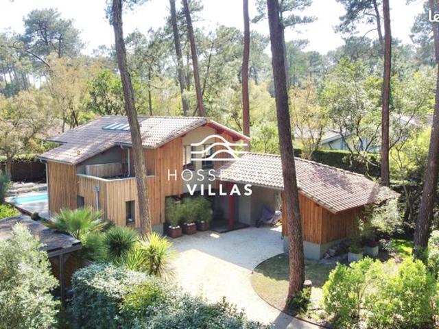 Villa 6 pièces 146 m²