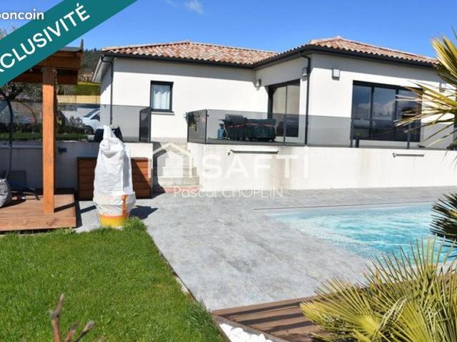 Villa 6 pièces 146 m²