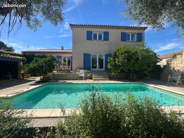 Villa 6 pièces 146 m²