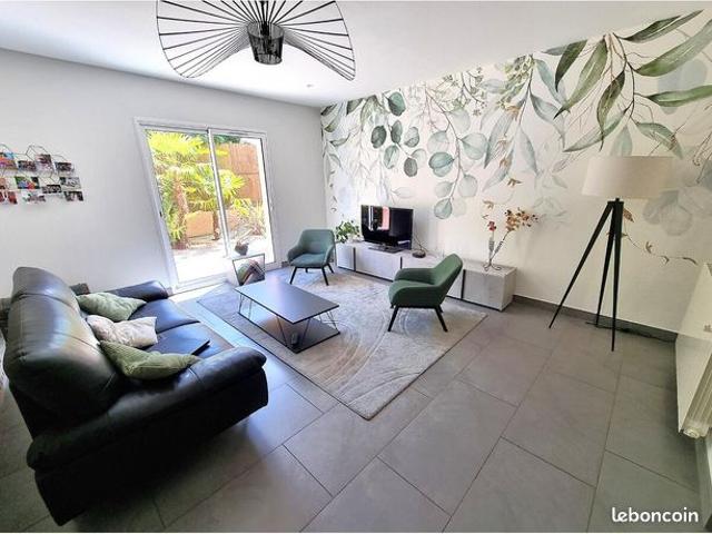 Villa 6 pièces 146 m²
