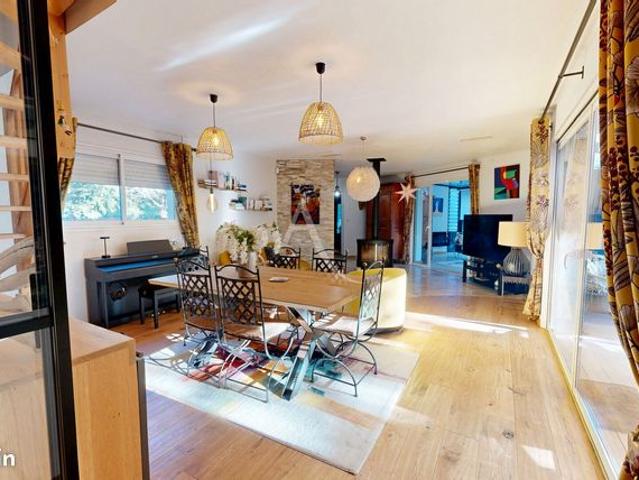 Villa 6 pièces 147 m²