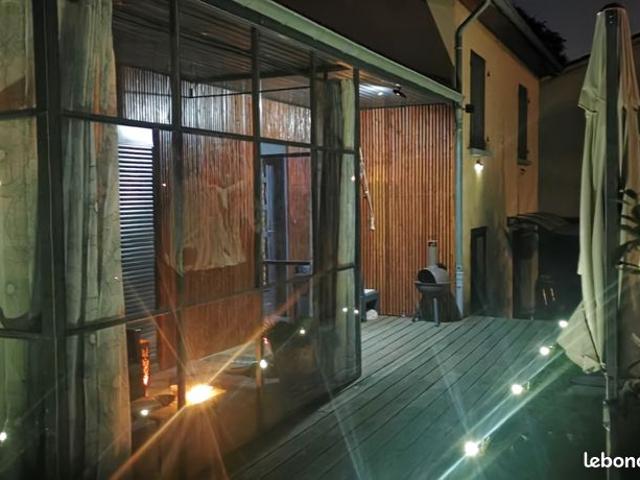 Villa 6 pièces 148 m²