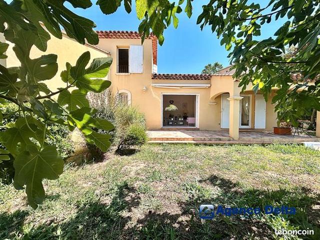 Villa 6 pièces 148 m²