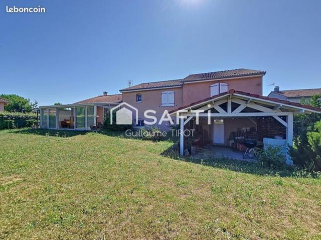 Villa 6 pièces 148 m²