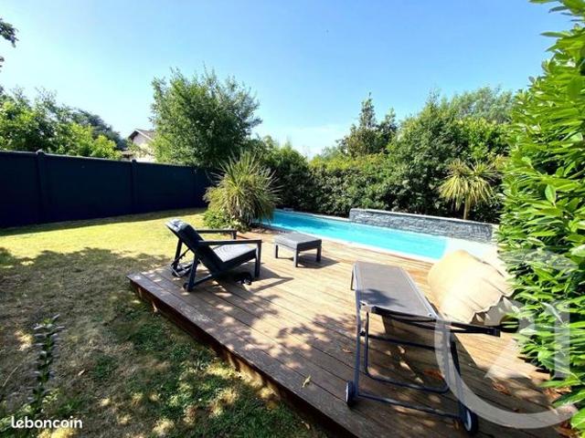 Villa 6 pièces 148 m²