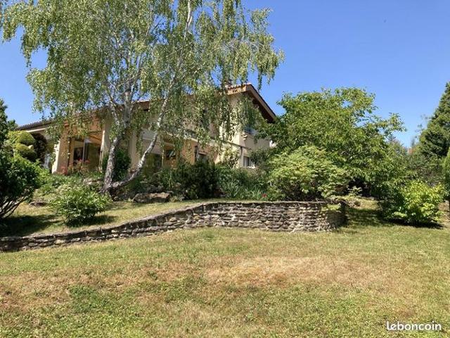 Villa 6 pièces 148 m²