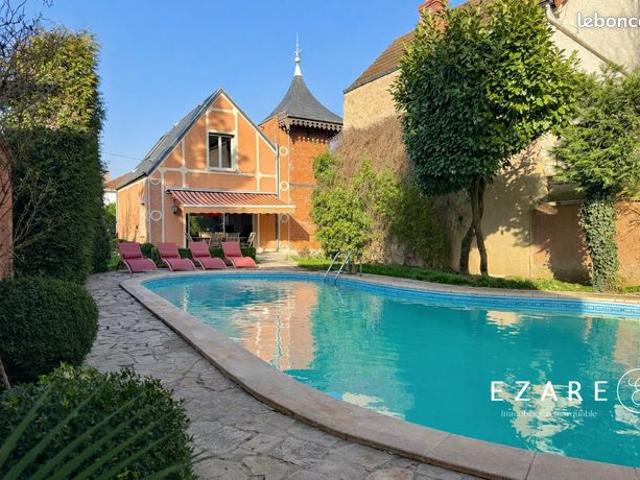 Villa 6 pièces 150 m²