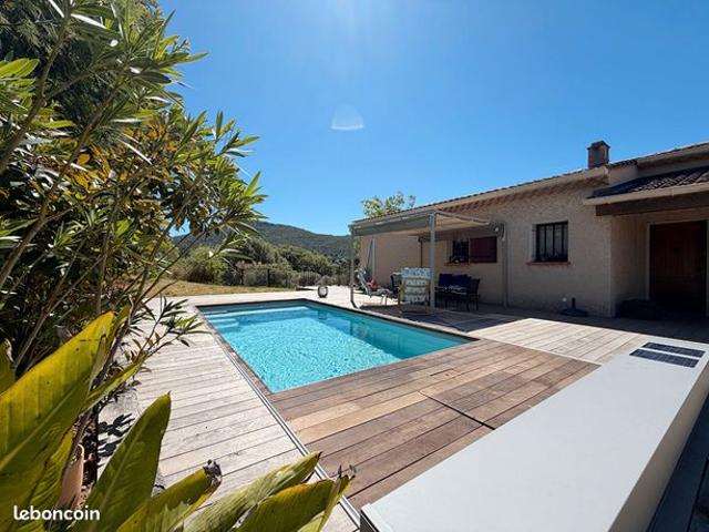 Villa 6 pièces 150 m²