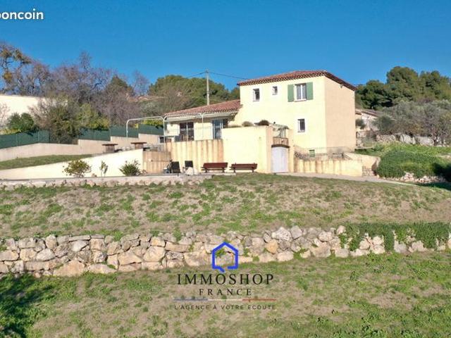 Villa 6 pièces 150 m²