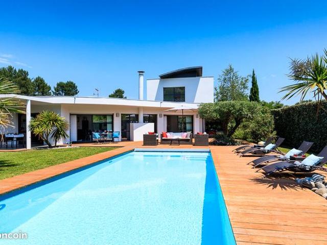 Villa 6 pièces 150 m²