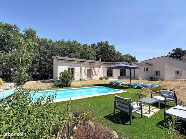 Villa 6 pièces 150 m²