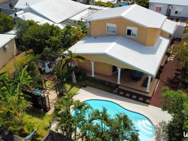 Villa 6 pièces 150 m²