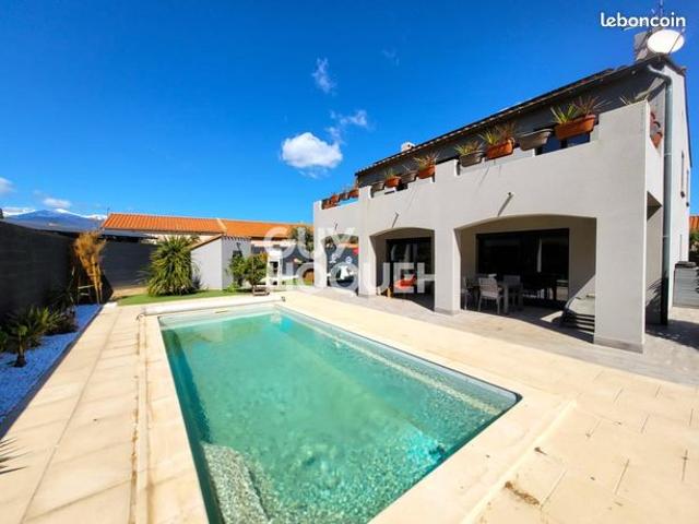 Villa 6 pièces 150 m²