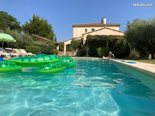 Villa 6 pièces 150 m²