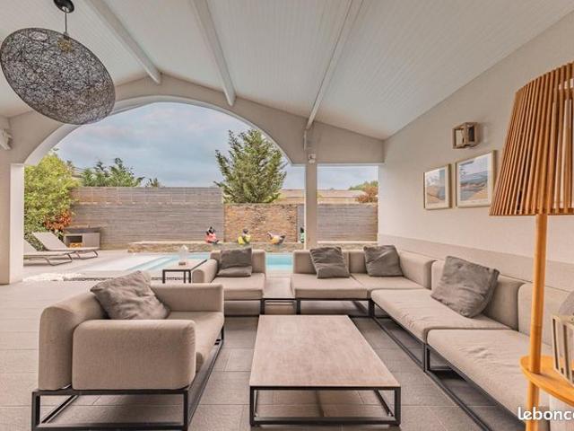 Villa 6 pièces 150 m²