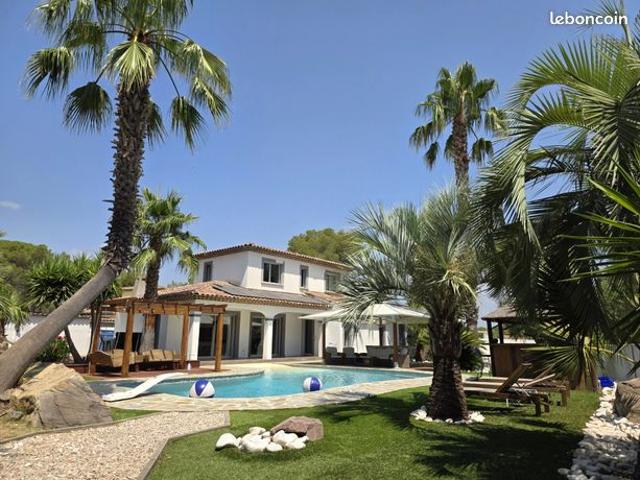 Villa 6 pièces 150 m²