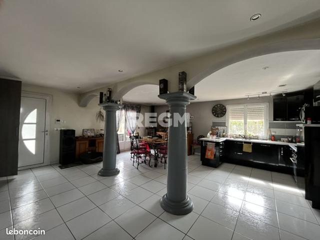 Villa 6 pièces 150 m²