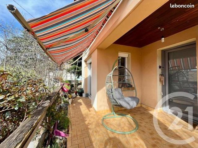 Villa 6 pièces 150 m²