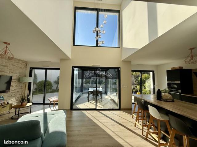 Villa 6 pièces 150 m²