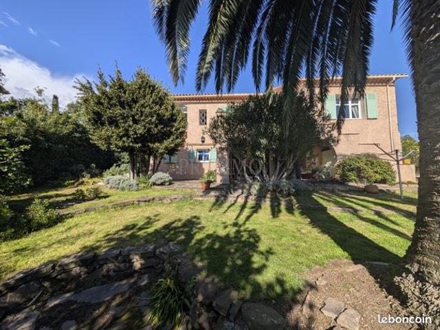 Villa 6 pièces 150 m²