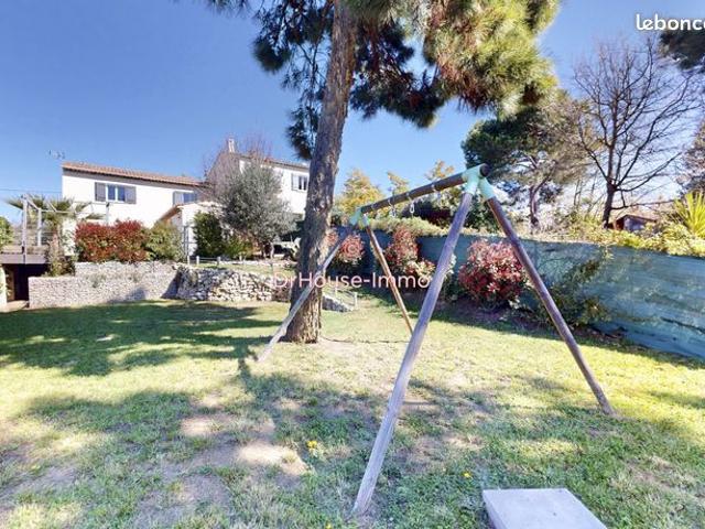 Villa 6 pièces 150 m²