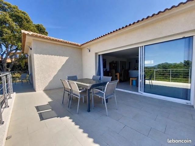 Villa 6 pièces 150 m²