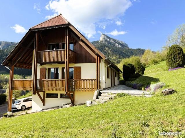 Villa 6 pièces 150 m²