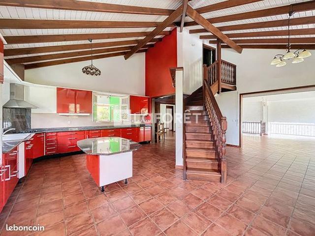 Villa 6 pièces 150 m²