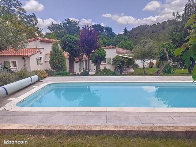 Villa 6 pièces 150 m²