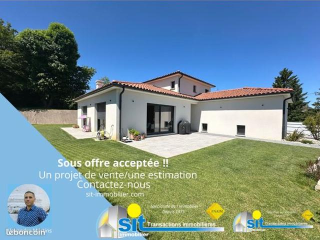 Villa 6 pièces 151 m²
