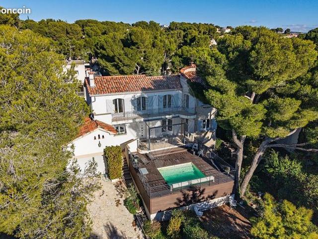 Villa 6 pièces 151 m²