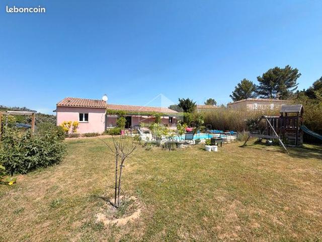 Villa 6 pièces 151 m²