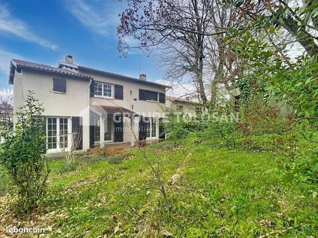 Villa 6 pièces 151 m²