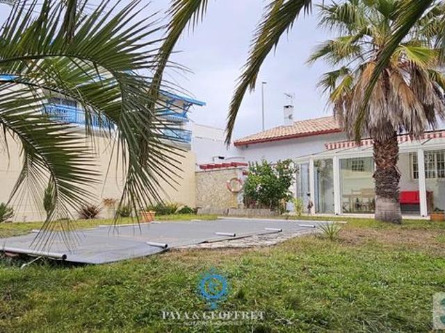 Villa 6 pièces 152 m²