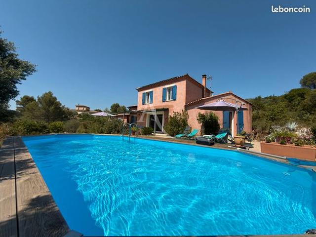 Villa 6 pièces 152 m²