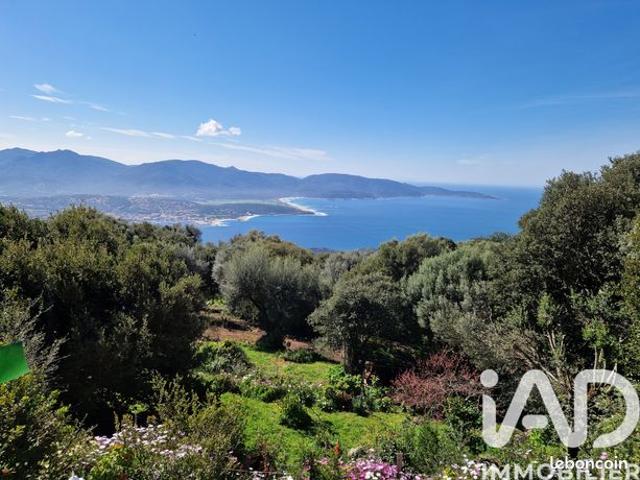 Villa 6 pièces 153 m²
