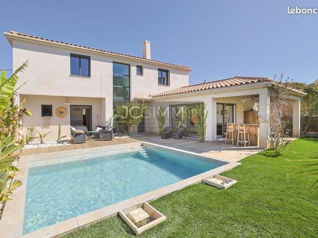 Villa 6 pièces 153 m²