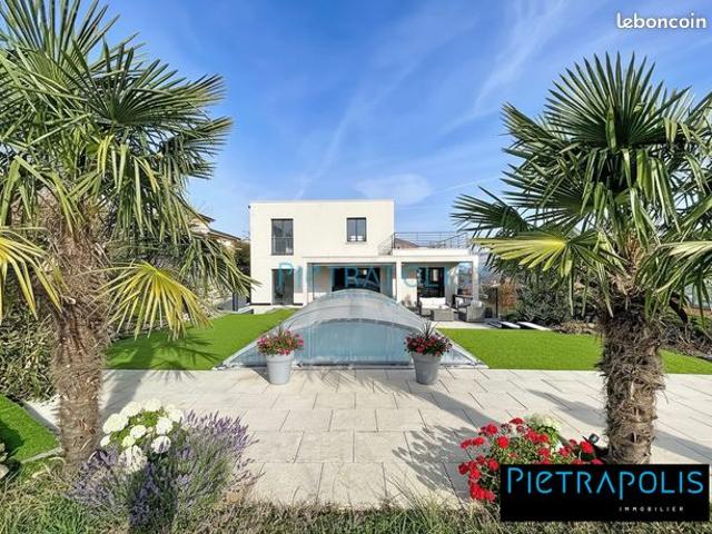 Villa 6 pièces 153 m²