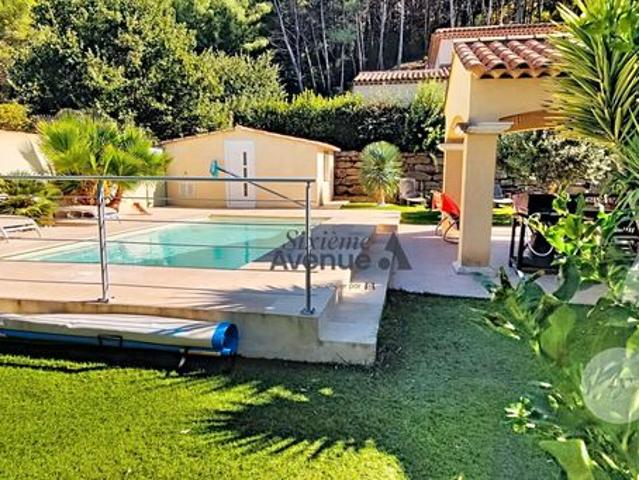 Villa 6 pièces 153 m²