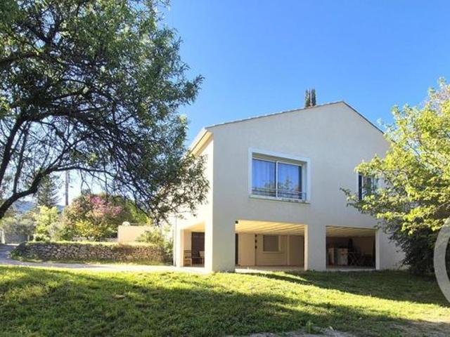 Villa 6 pièces 153 m²