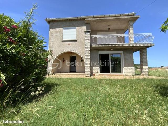 Villa 6 pièces 153 m²