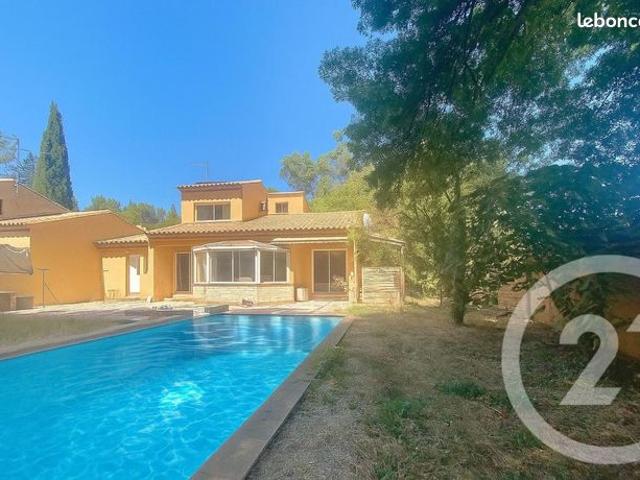 Villa 6 pièces 153 m²