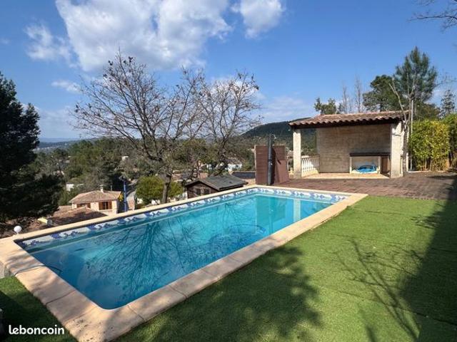 Villa 6 pièces 153 m²