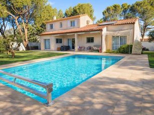 Villa 6 pièces 153 m²