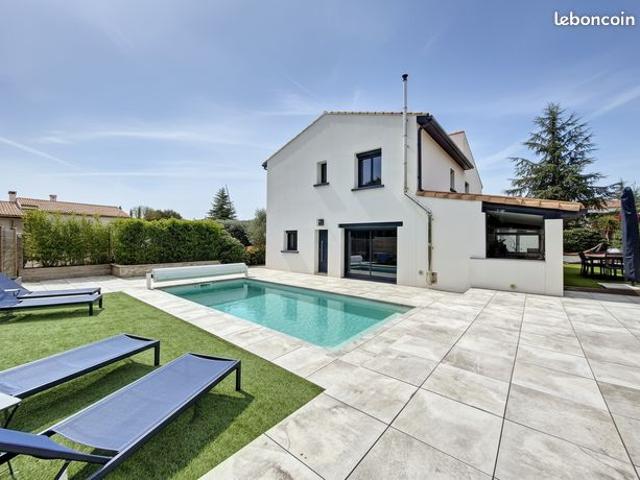 Villa 6 pièces 154 m²