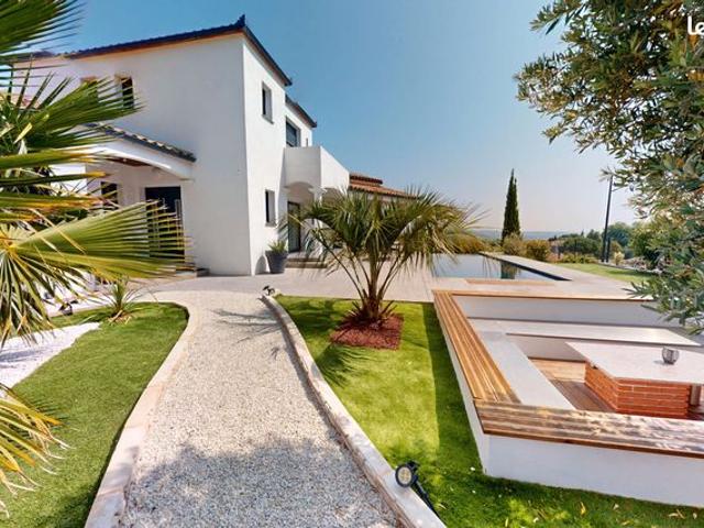 Villa 6 pièces 154 m²