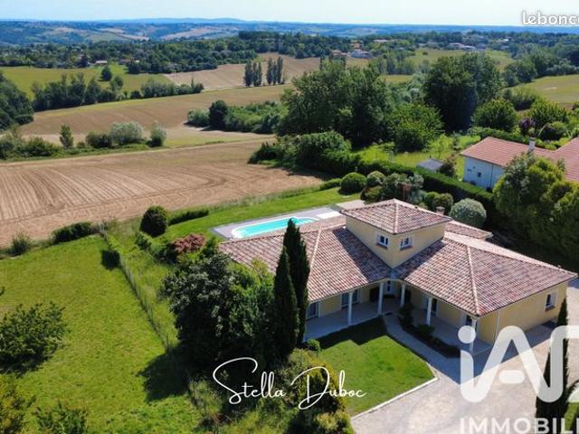 Villa 6 pièces 154 m²